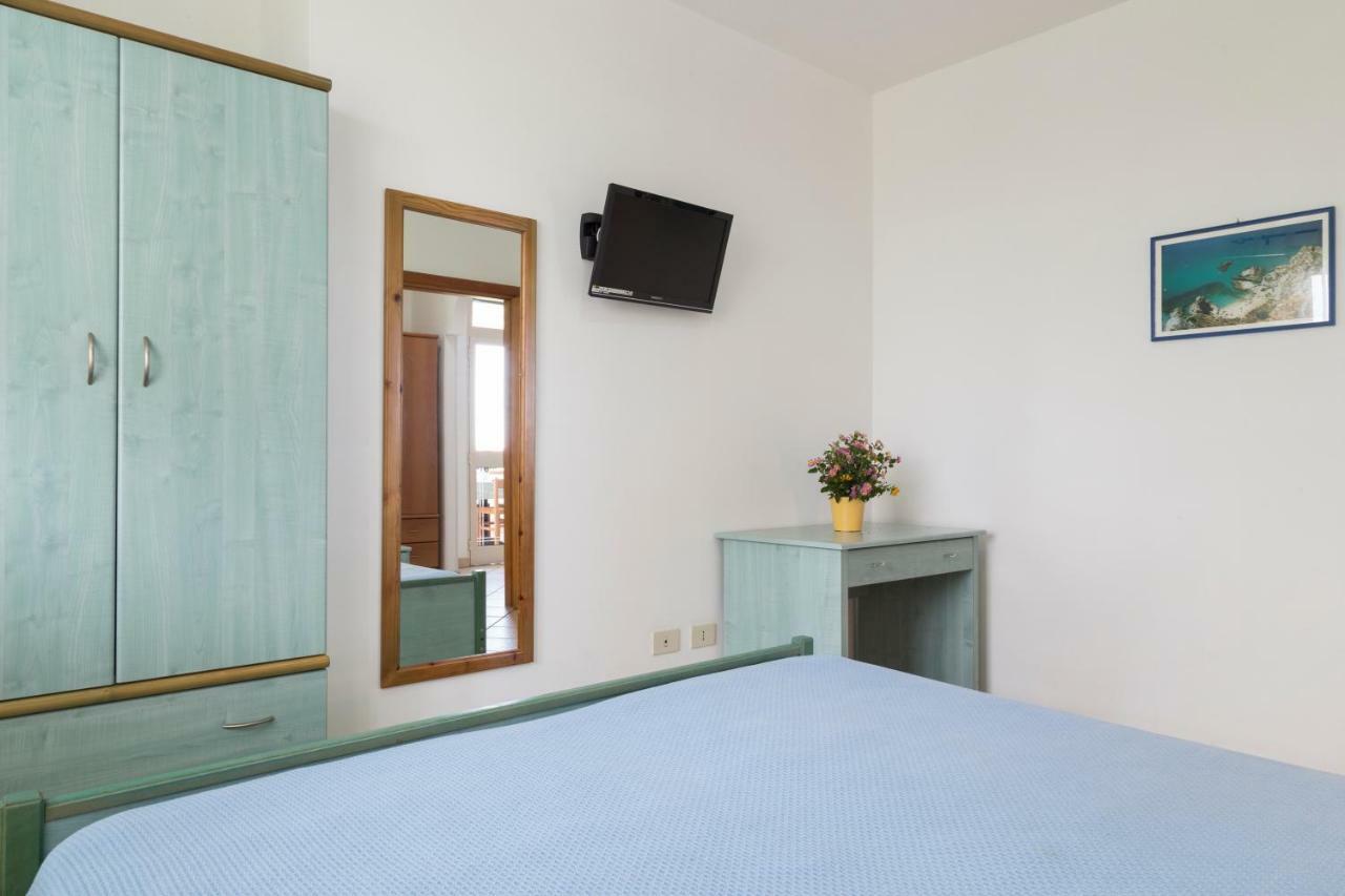 Happy Days Aparthotel Capo Vaticano Ngoại thất bức ảnh