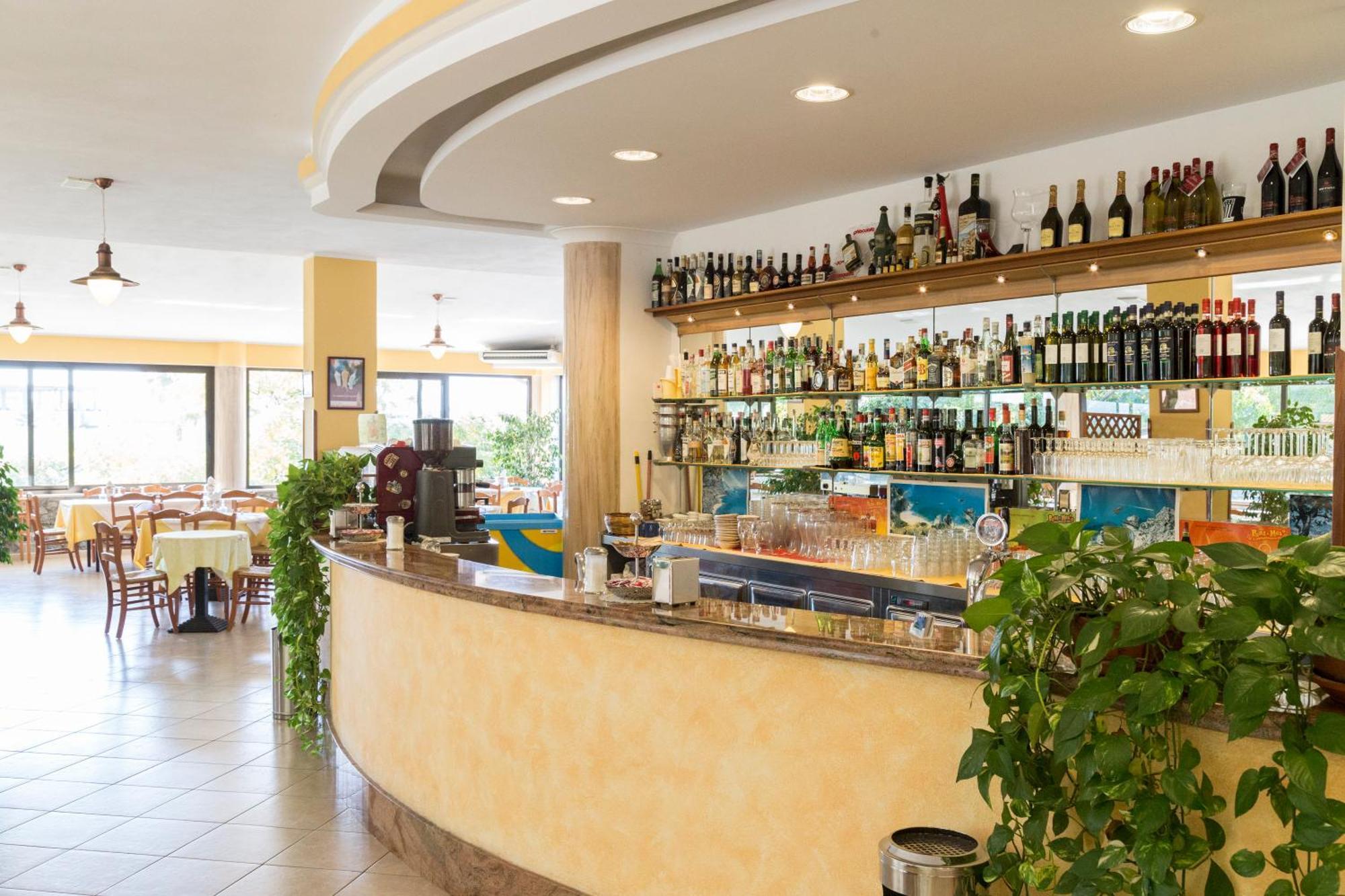 Happy Days Aparthotel Capo Vaticano Ngoại thất bức ảnh